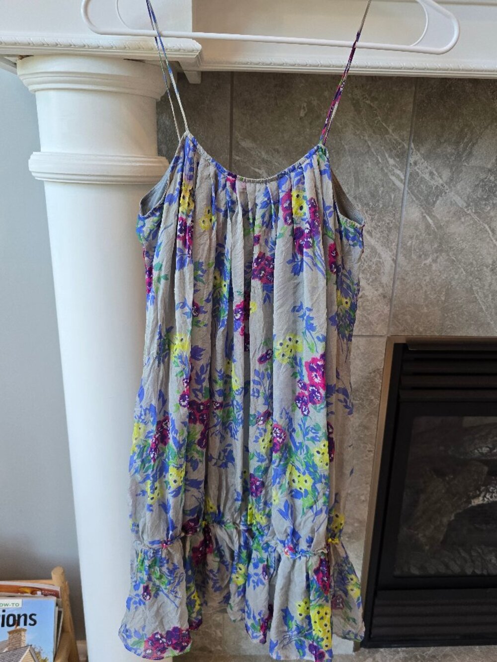 Zara Basic 100% Silk Watercolor Floral Tiered Halter Mini Dress Size S Grey